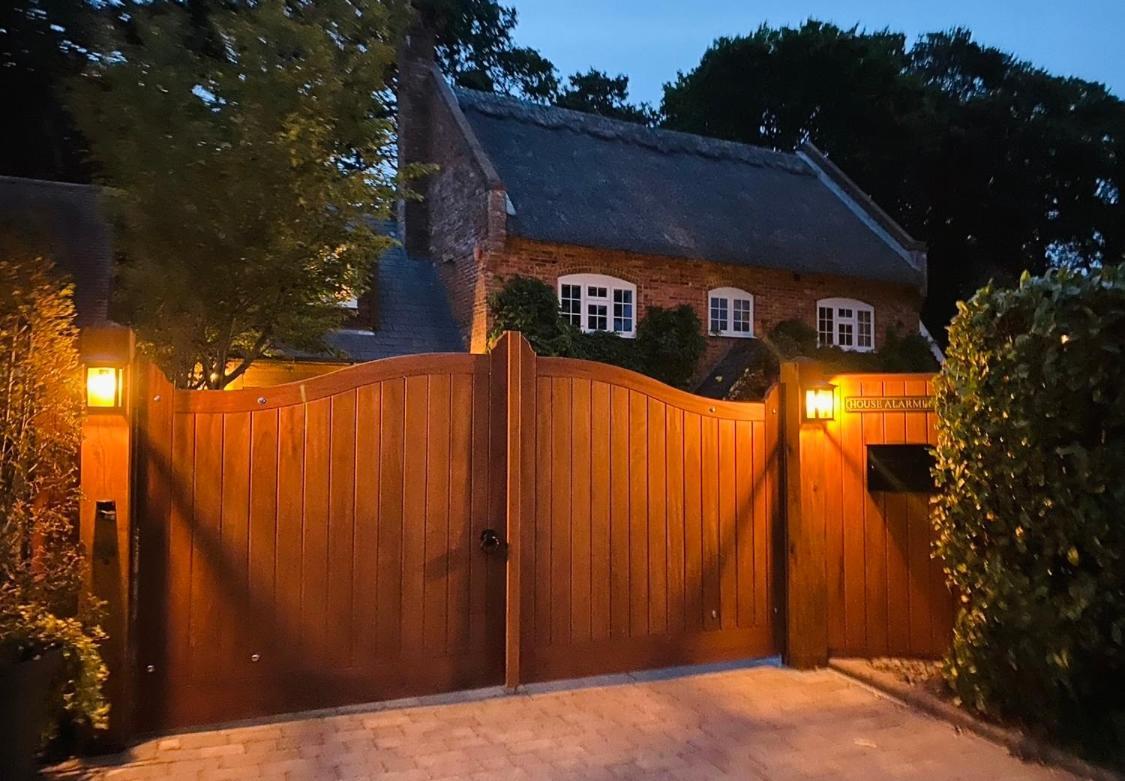 Little Woodside A Beautiful New Forest Self Contained Private Luxury Annexe New Milton Bagian luar foto